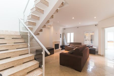 Sala de casa de condomínio para alugar com 3 quartos, 300m² em Parquelândia, Itaquaquecetuba