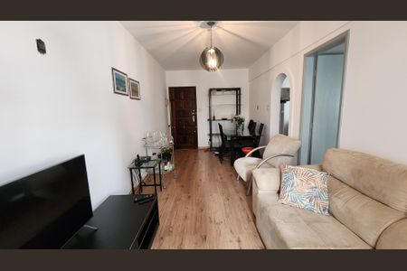 Sala de apartamento para alugar com 1 quarto, 57m² em Canela, Salvador