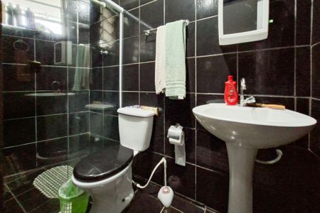 Banheiro de casa para alugar com 1 quarto, 48m² em Vila Caiçara, Praia Grande