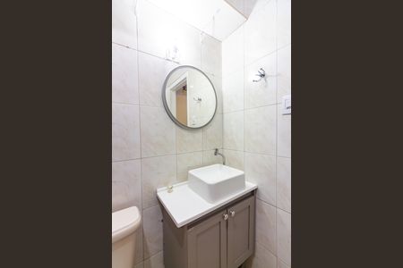 Banheiro de casa para alugar com 3 quartos, 100m² em Jardim das Flores, Osasco