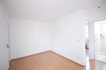 Sala de apartamento para alugar com 2 quartos, 46m² em Bom Jesus, Contagem