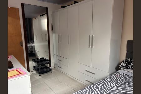 Quarto de apartamento à venda com 2 quartos, 90m² em Vaz Lobo, Rio de Janeiro