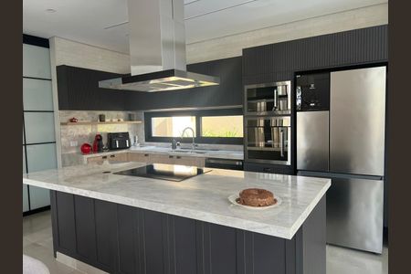 Casa à venda com 4 quartos, 320m² em Loteamento Residencial Arborais, Campinas