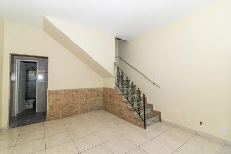 Sala de casa para alugar com 2 quartos, 89m² em Realengo, Rio de Janeiro