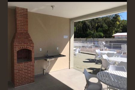 Área externa de apartamento para alugar com 2 quartos, 45m² em Maria Paula, São Gonçalo