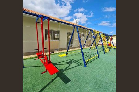 Área externa de apartamento para alugar com 2 quartos, 45m² em Maria Paula, São Gonçalo