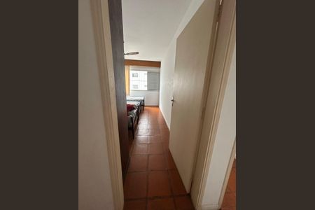 Quarto de apartamento para alugar com 3 quartos, 104m² em Vila Alzira, Guarujá