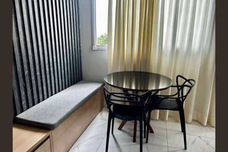 Sala de apartamento para alugar com 2 quartos, 46m² em Setor Faicalville, Goiânia