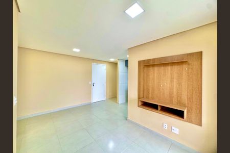 Sala de apartamento para alugar com 2 quartos, 55m² em Vila Itapegica, Guarulhos