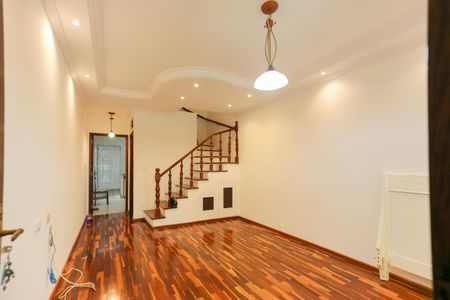 Sala de casa de condomínio para alugar com 3 quartos, 90m² em Jardim Guarau, São Paulo