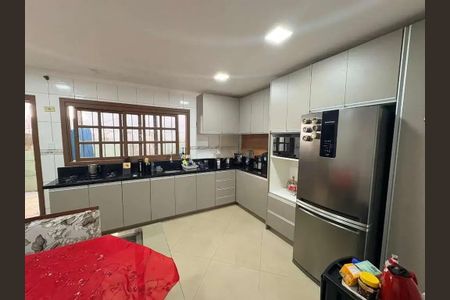 Cozinha de casa para alugar com 3 quartos, 200m² em Harmonia, Canoas
