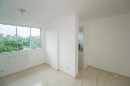Sala de apartamento para alugar com 2 quartos, 45m² em Rocha Miranda, Rio de Janeiro
