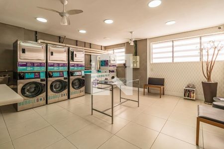 Lavanderia de apartamento para alugar com 1 quarto, 74m² em Alphaville Conde Ii, Barueri
