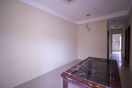 Sala de casa para alugar com 2 quartos, 100m² em Covanca, São Gonçalo