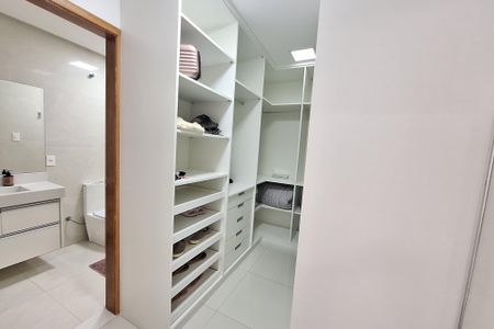 Quarto de casa para alugar com 2 quartos, 110m² em Jardim Primavera, Duque de Caxias