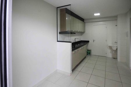 Sala de apartamento para alugar com 2 quartos, 45m² em Vila Ema, São Paulo