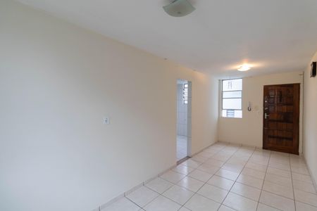 Sala de apartamento para alugar com 2 quartos, 54m² em Conjunto Residencial José Bonifácio, São Paulo