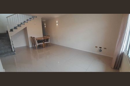 Casa à venda com 3 quartos, 139m² em Vila Zelina, São Paulo