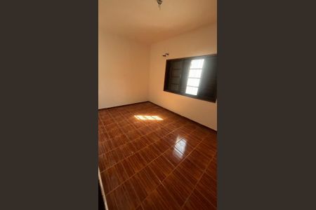 Casa para alugar com 2 quartos, 300m² em Vila Brasil, São Paulo