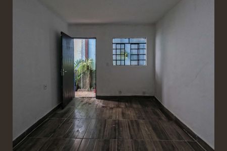 Casa para alugar com 1 quarto, 20m² em Vila Iorio, São Paulo