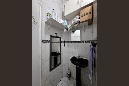 Banheiro de casa à venda com 3 quartos, 100m² em Vila Dionisia, São Paulo