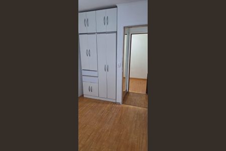 Quarto de apartamento para alugar com 3 quartos, 68m² em Jardim Neide, São Paulo