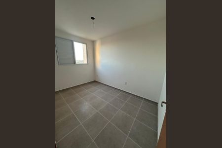 Quarto de apartamento para alugar com 2 quartos, 45m² em Jardim Boa Vista (Zona Oeste), Osasco