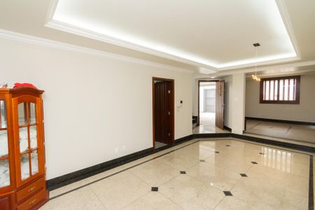 Sala de Estar de casa à venda com 3 quartos, 200m² em Conjunto Agua Branca, Contagem