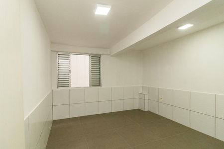 Quarto de casa para alugar com 1 quarto, 40m² em Parque Casa de Pedra, São Paulo