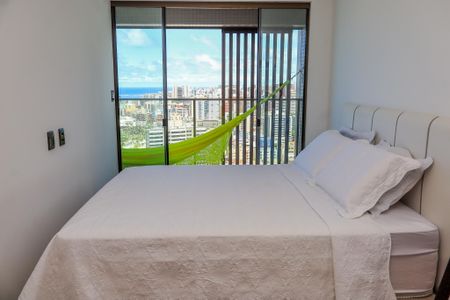 Quarto 1 de apartamento para alugar com 2 quartos, 75m² em Costa Azul, Salvador