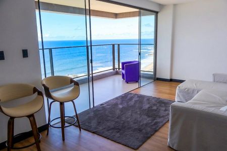 Sala de apartamento para alugar com 2 quartos, 75m² em Costa Azul, Salvador