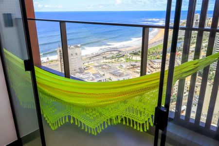 Quarto 1 de apartamento para alugar com 2 quartos, 75m² em Costa Azul, Salvador