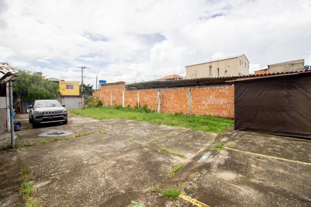 Terreno de casa para alugar com 1 quarto, 380m² em São Caetano, Contagem