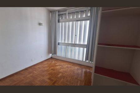 Loft - sala, cozinha e quarto de kitnet/studio à venda com 1 quarto, 26m² em Funcionários, Belo Horizonte