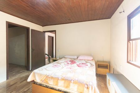 Casa à venda com 2 quartos, 232m² em Rio Branco, Canoas