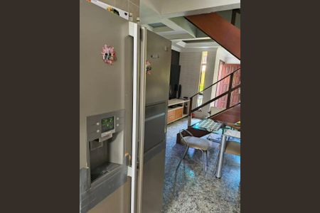Cozinha de casa de condomínio para alugar com 3 quartos, 90m² em Itapuã, Salvador