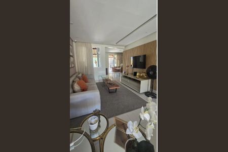 Sala de casa para alugar com 4 quartos, 419m² em Patamares, Salvador