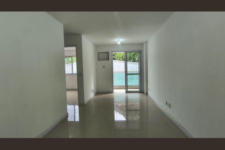 Sala de apartamento para alugar com 2 quartos, 62m² em Vargem Pequena, Rio de Janeiro