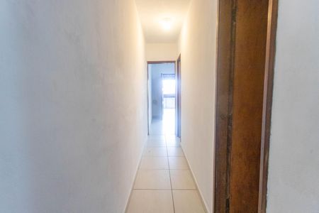 Corredor de casa para alugar com 2 quartos, 80m² em Vila Nogueira, Diadema
