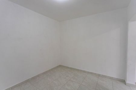 Quarto de casa para alugar com 1 quarto, 50m² em Vila Nogueira, Diadema