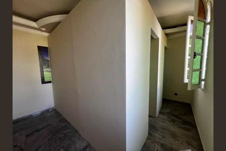 Casa para alugar com 6 quartos, 208m² em Planalto, Belo Horizonte