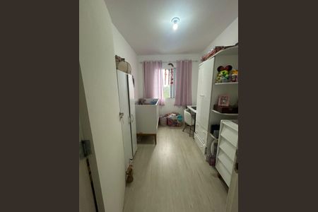 Quarto de apartamento para alugar com 2 quartos, 43m² em Jardim da Gloria, Cotia