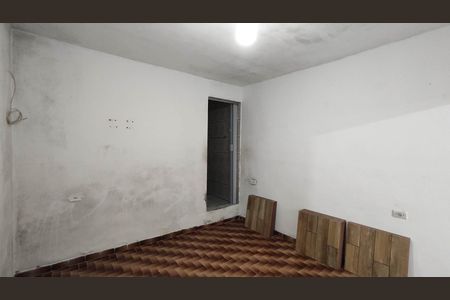 Quarto de casa para alugar com 1 quarto, 50m² em Jardim Gianetti, São Paulo