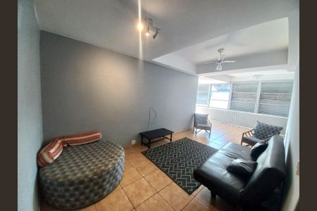 Sala de apartamento para alugar com 1 quarto, 140m² em Boa Vista, São Vicente