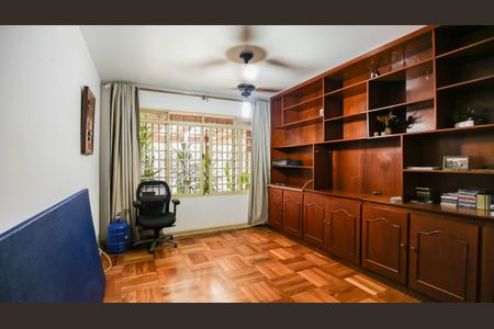 Sala de casa para alugar com 4 quartos, 153m² em Jardim Pinheiros, São Paulo