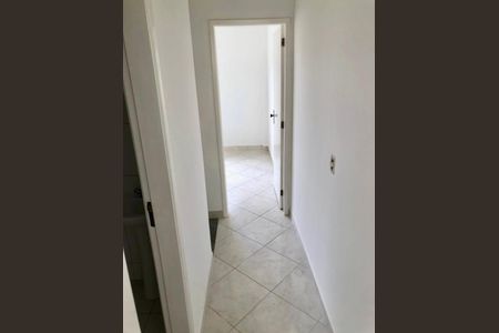 Corredor de casa para alugar com 2 quartos, 70m² em Guaratiba, Rio de Janeiro