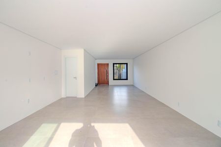 Sala de casa à venda com 3 quartos, 132m² em São Sebastião, Porto Alegre