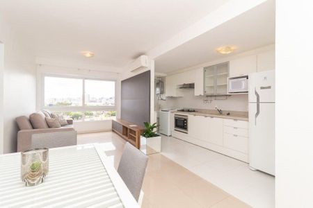 Sala de apartamento para alugar com 2 quartos, 69m² em Santana, Porto Alegre