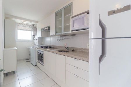 Cozinha de apartamento para alugar com 2 quartos, 69m² em Santana, Porto Alegre