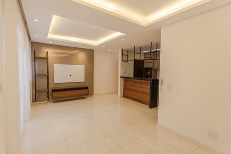 Sala de apartamento para alugar com 3 quartos, 95m² em Sagrada Família, Belo Horizonte